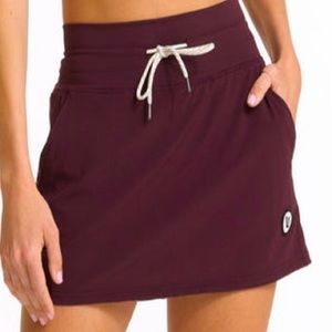 Vuori skort size medium color ruby